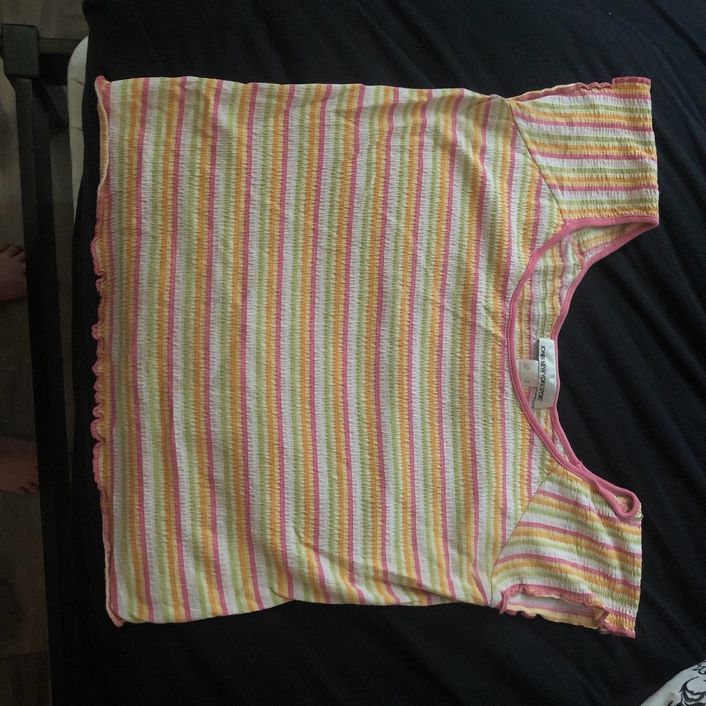 Color striped crop top